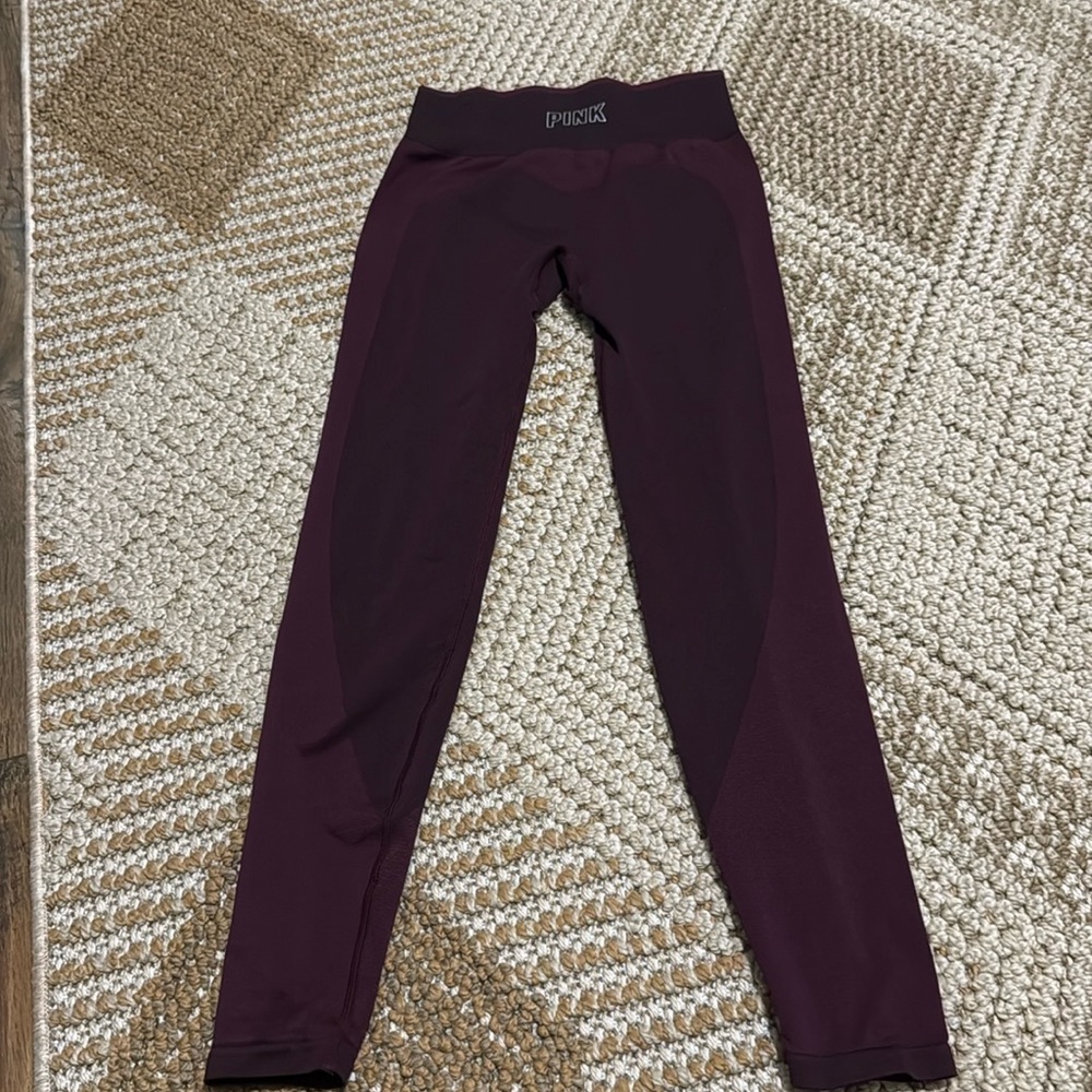 Pink seamless leggings